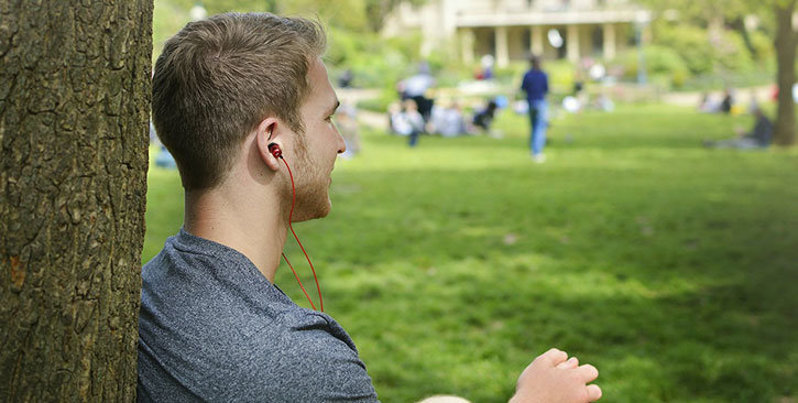 Écouteurs intra-auriculaires SoundMAGIC E50 avec isolation sonore