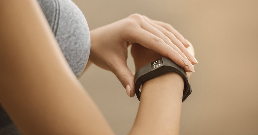 Acme Fitness Activity Tracker mit Display für iOS und Android