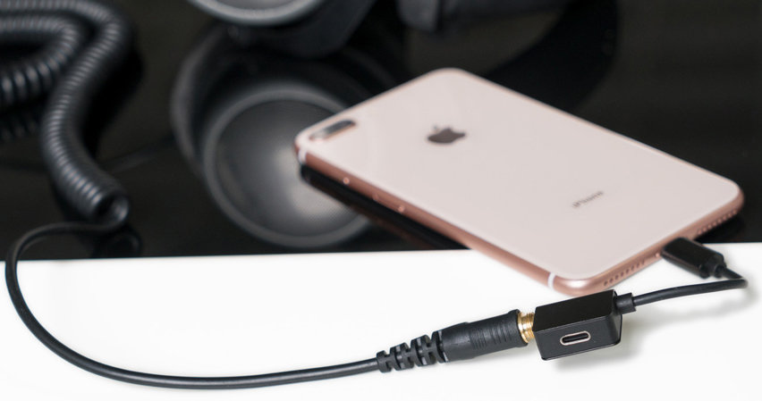 Adaptateur audio Lightning vers 3.5mm & Lightning 4smarts SoundSplit