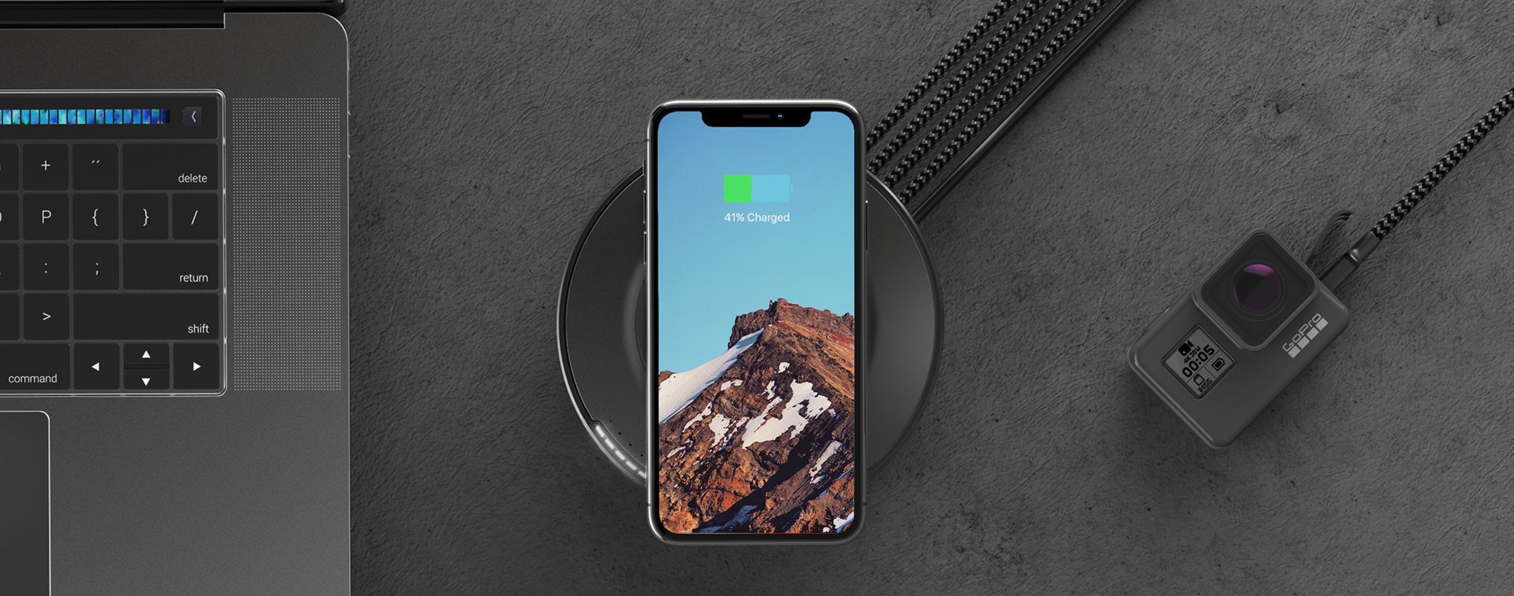 Nomad Wireless Charging Hub + 4 USB Ports